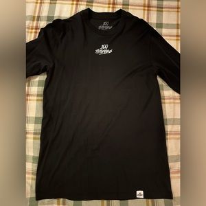 100 Thieves long sleeve